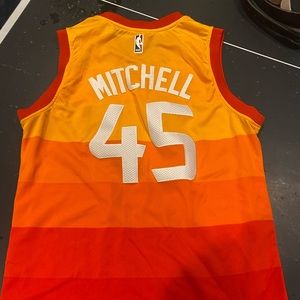 Knock off basketball jersey bought from internet, great condition never worn!